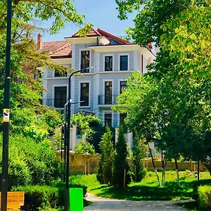 вилла Garden Тбилиси